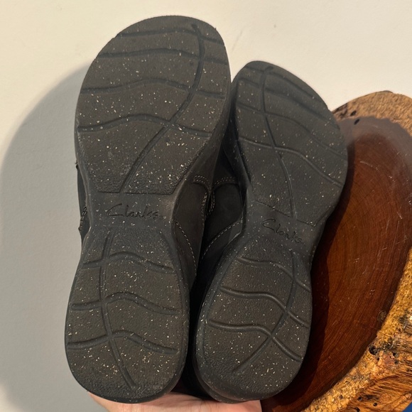 Clarks Roseville NEW Slip-On Loafers Blk Recycled Soles Store Display Size 8.5 - Picture 5 of 11